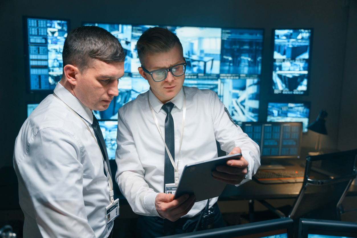 How Fareclock Custom Fields Improve Incident Reporting and Attendance for Security Firms